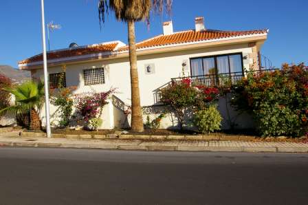 Villa in CALLAO SALVAJE Tenerife for sale with 4 bedroom |   Nexus Properties Inmobiliarias